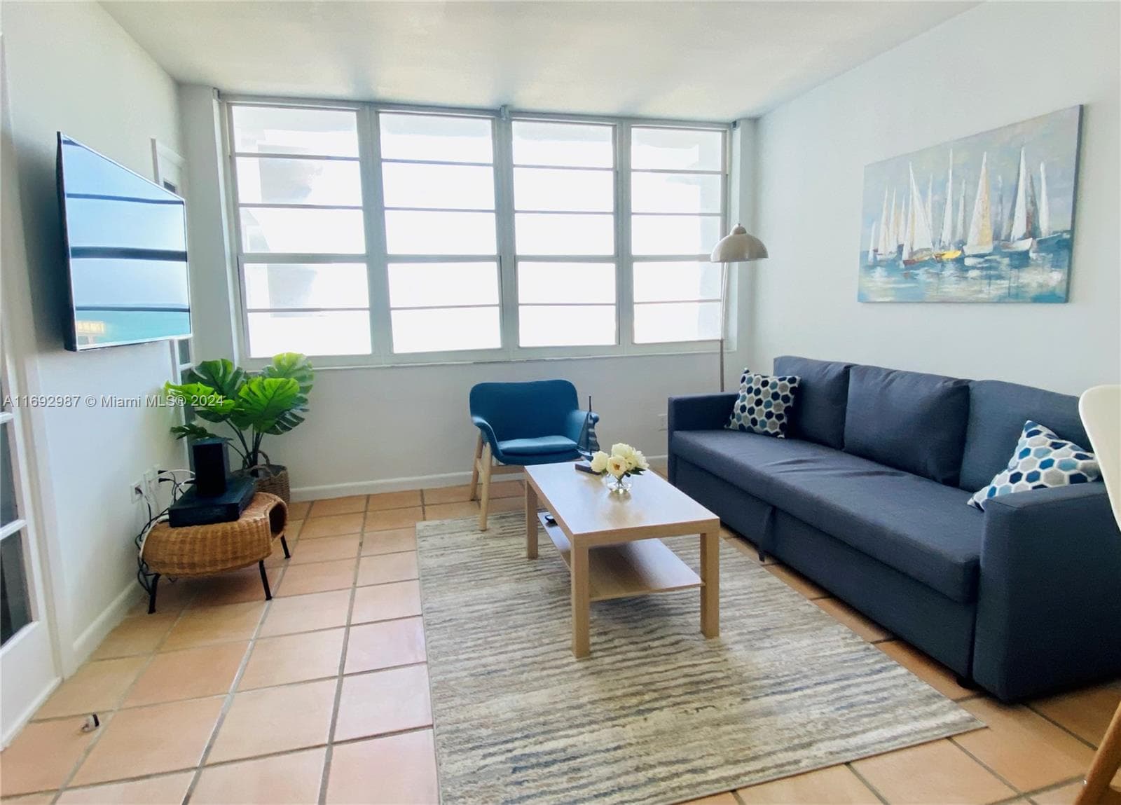 A11692987 — Miami Beach — 2