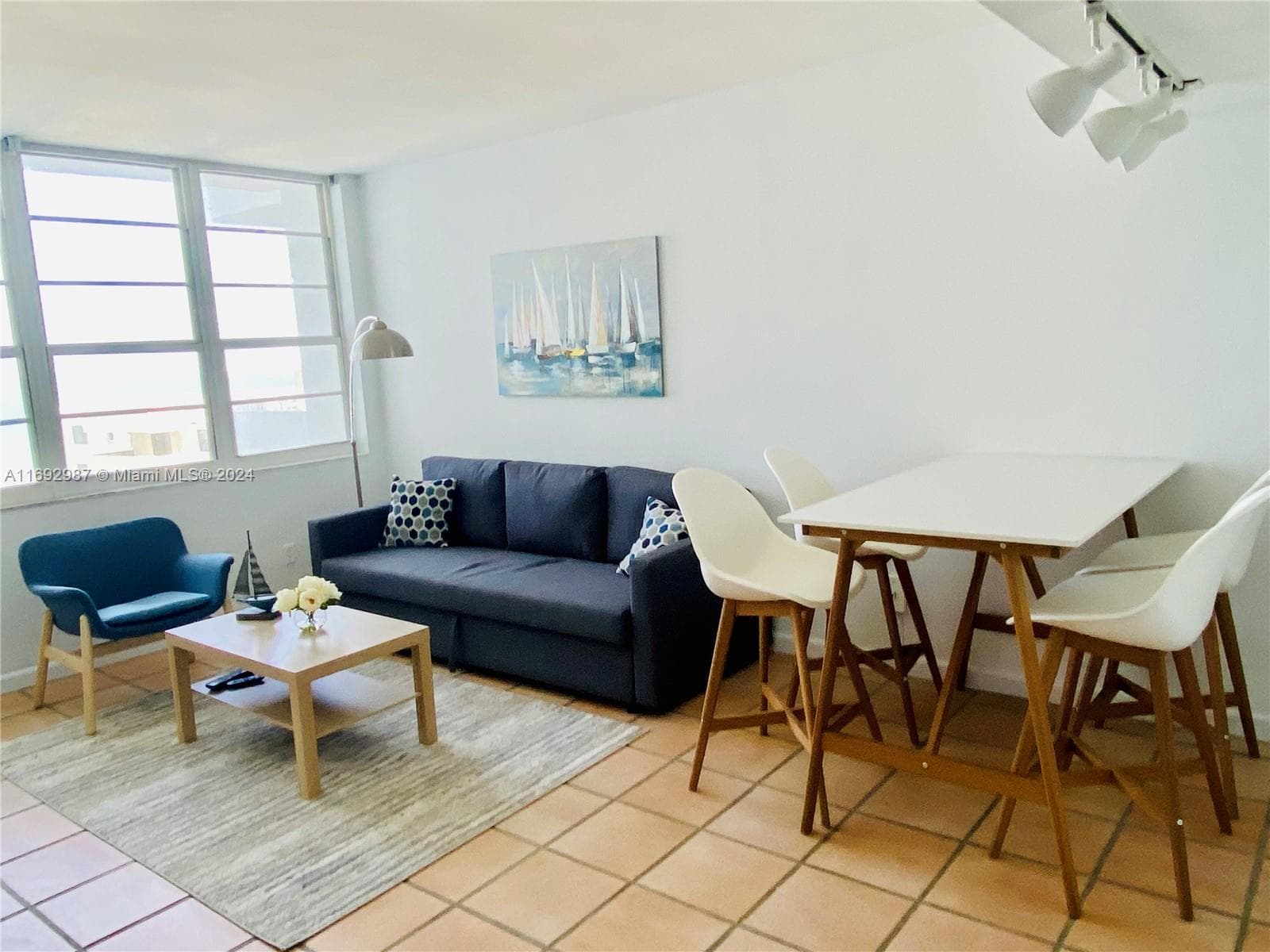 A11692987 — Miami Beach — 11