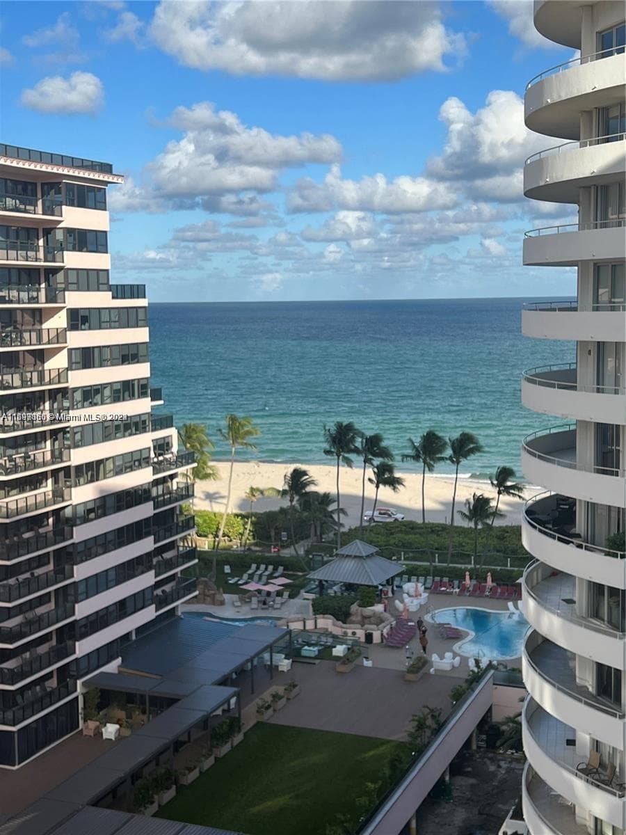 A11697860 — Miami Beach — 2
