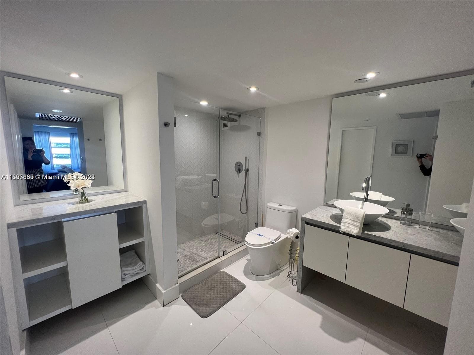 A11697860 — Miami Beach — 15