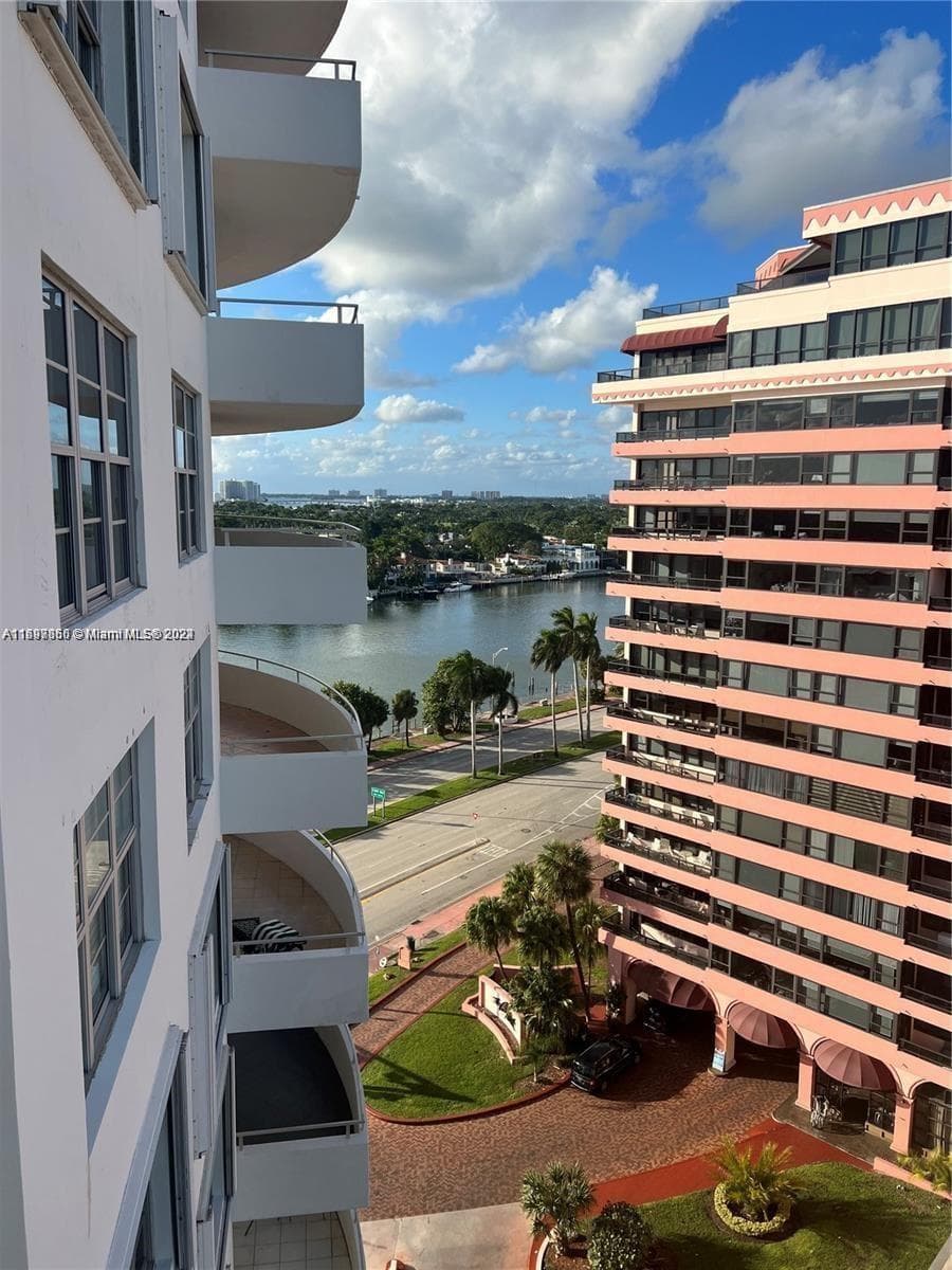 A11697860 — Miami Beach — 4