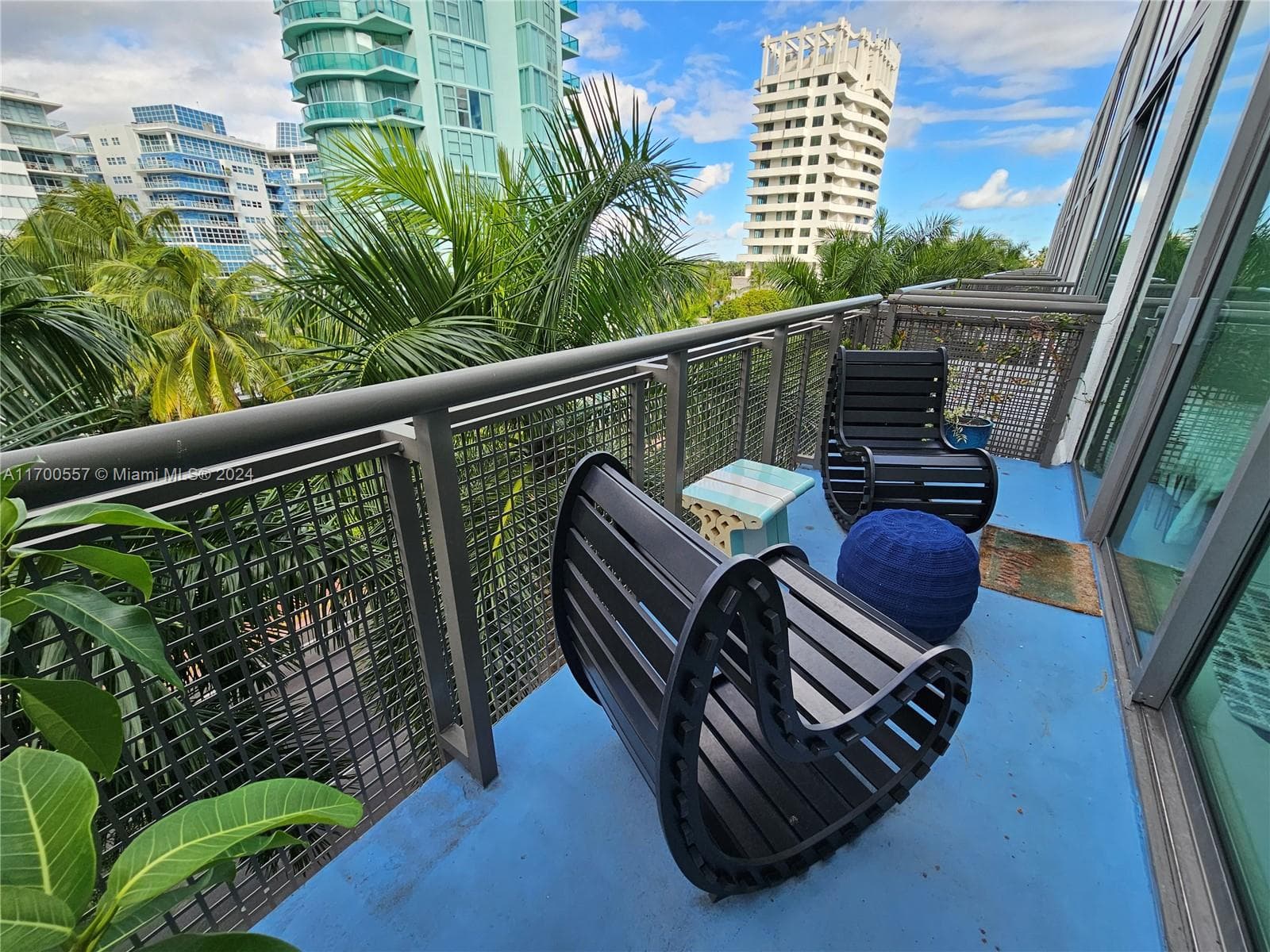 A11700557 — Miami Beach — 19