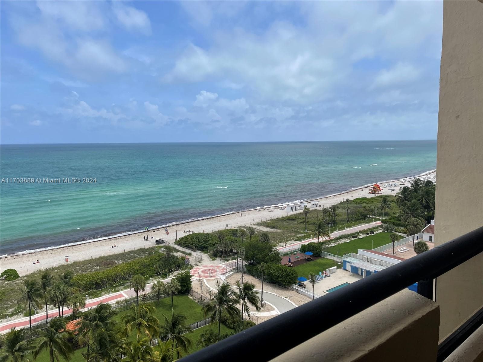 A11703889 — Miami Beach — 14