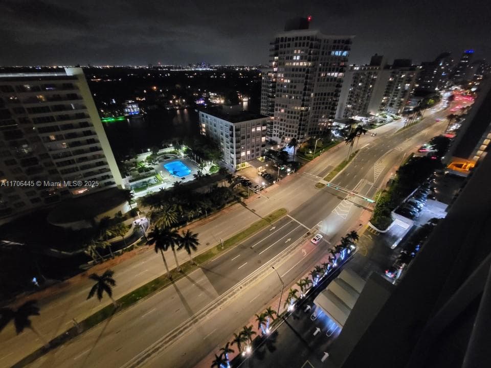 A11706445 — Miami Beach — 6