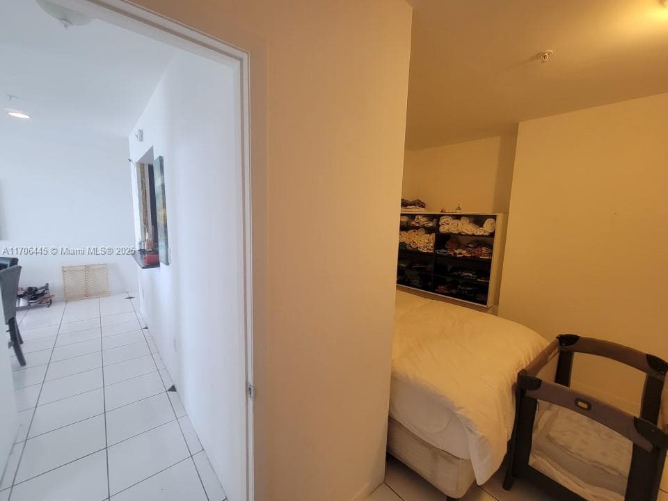 A11706445 — Miami Beach — 17