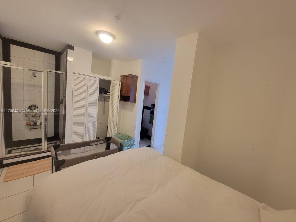 A11706445 — Miami Beach — 29