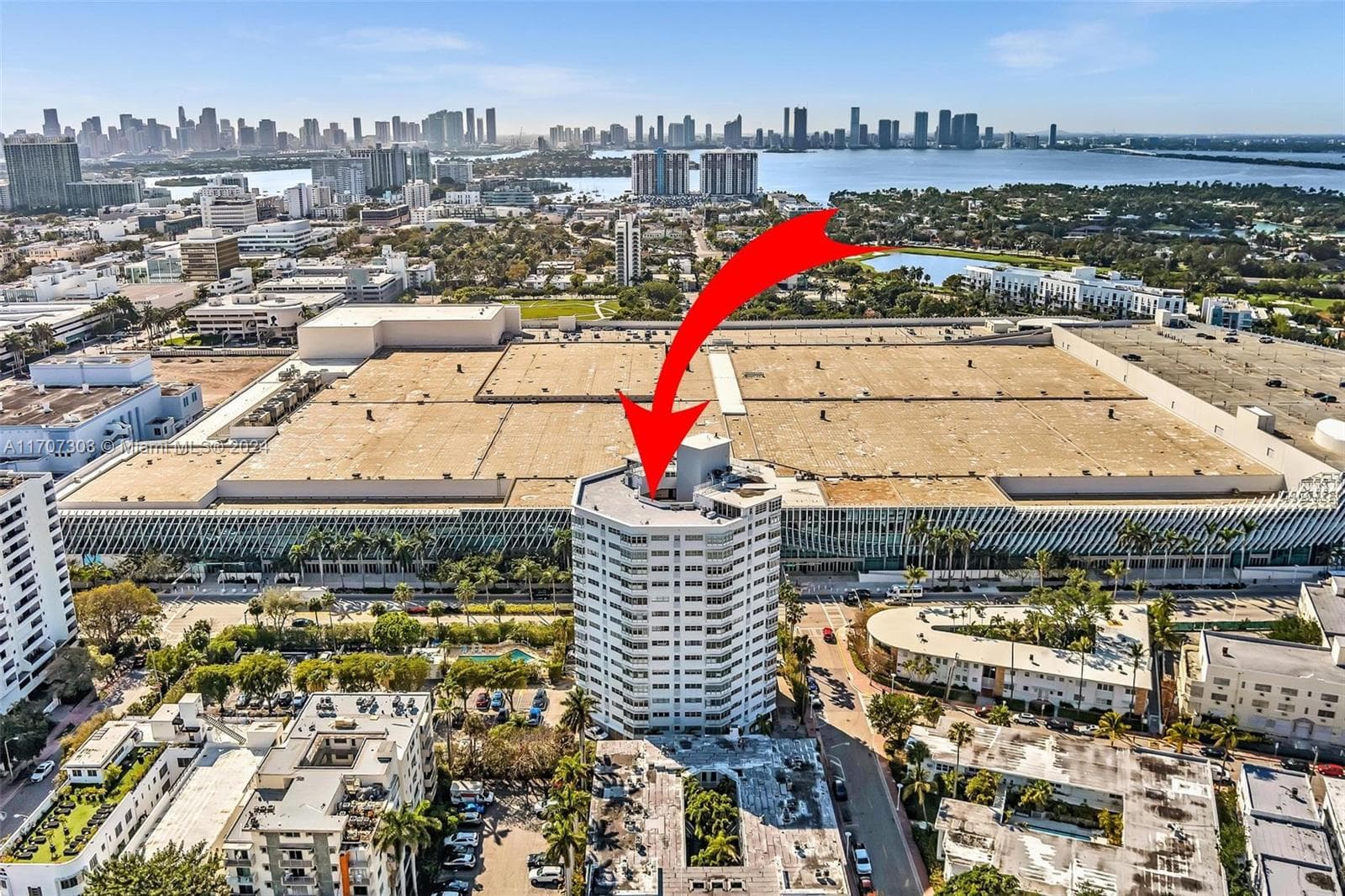 A11707303 — Miami Beach — 42