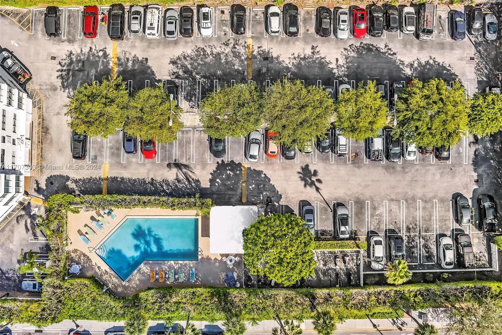 A11707303 — Miami Beach — 39