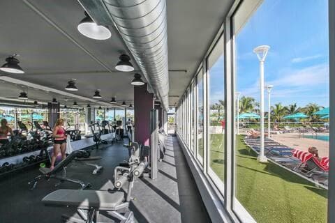 A11710583 — Miami Beach — 29
