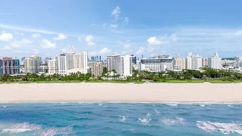A11710583 — Miami Beach — 21