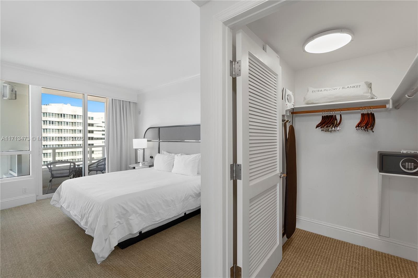 A11713473 — Miami Beach — 25