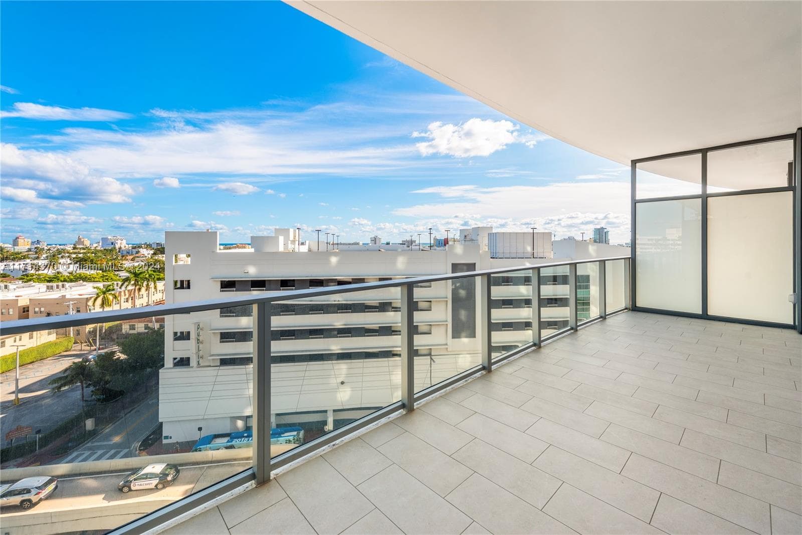 A11714370 — Miami Beach — 19