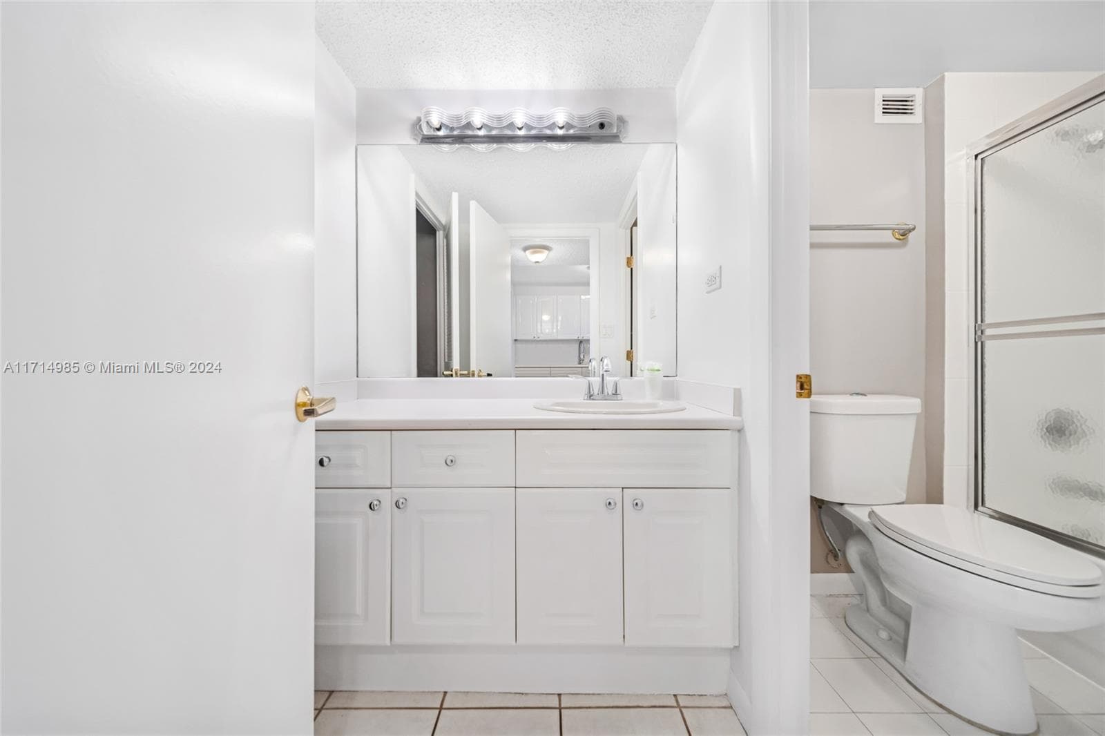 A11714985 — Miami Beach — 22