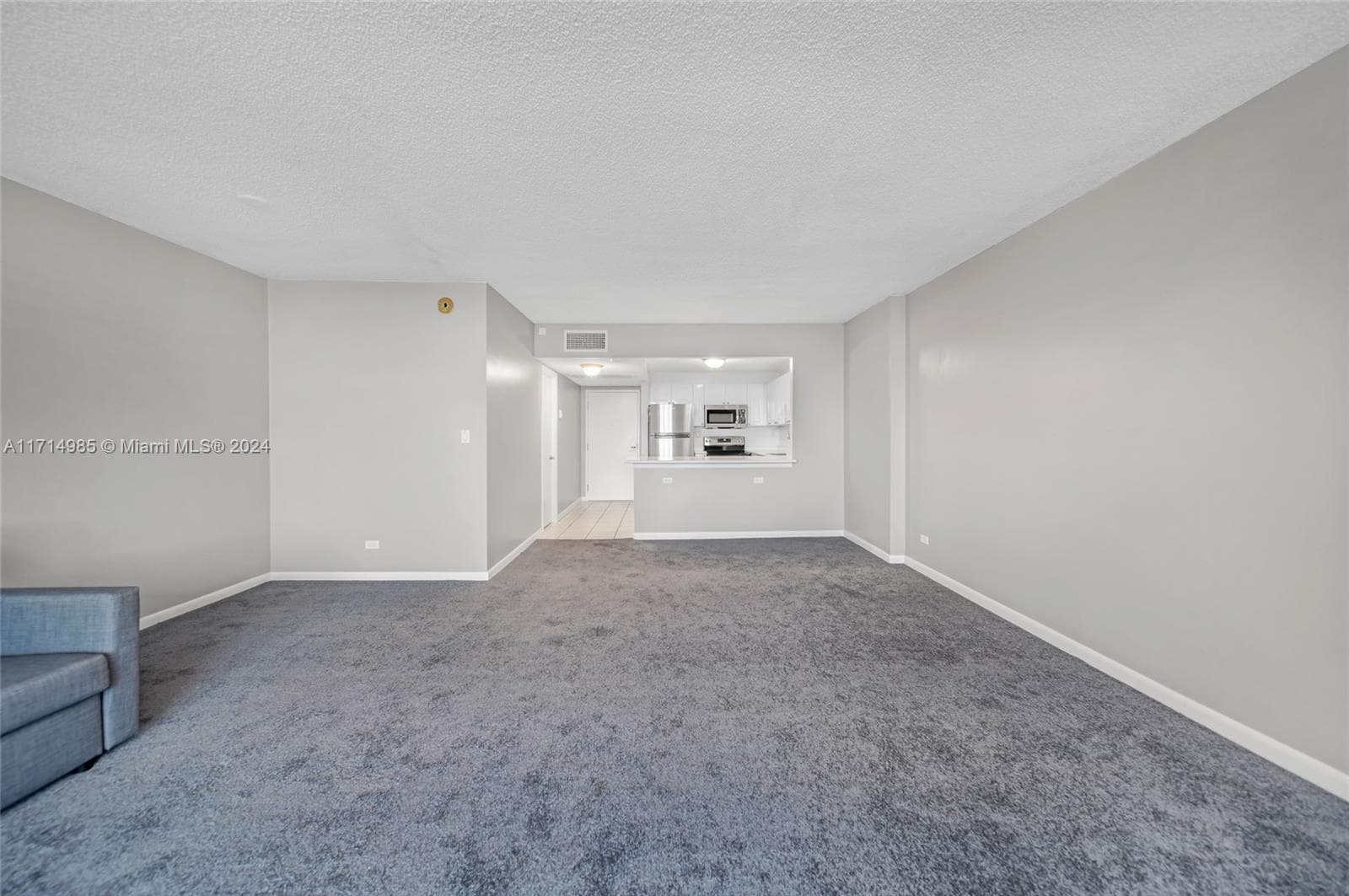 A11714985 — Miami Beach — 19