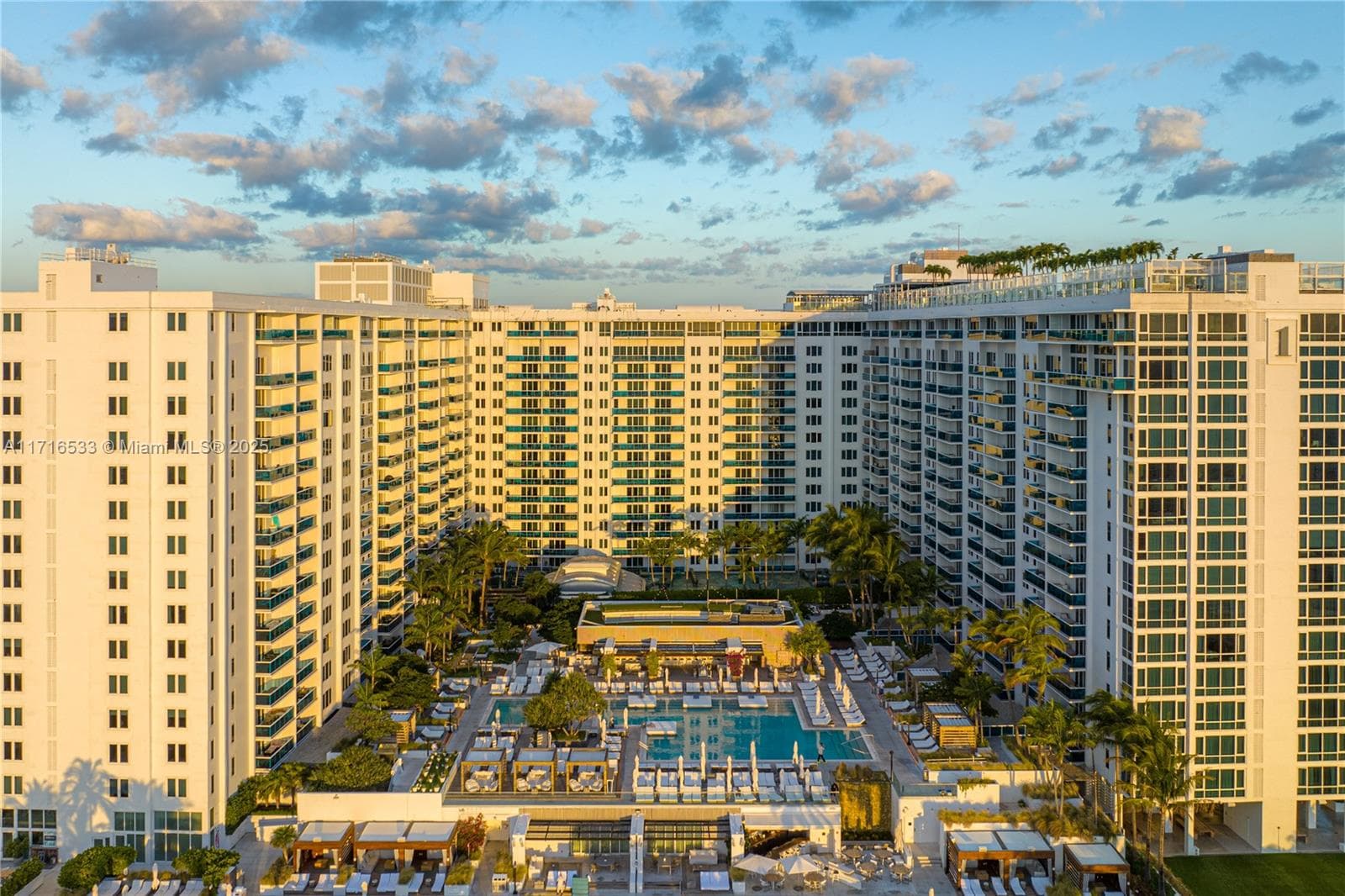 A11716533 — Miami Beach — 24