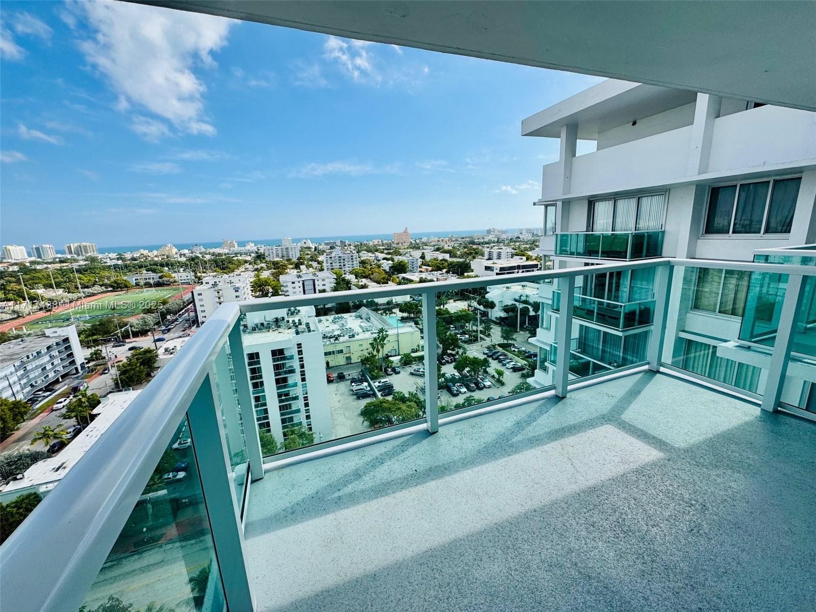 A11717438 — Miami Beach — 45