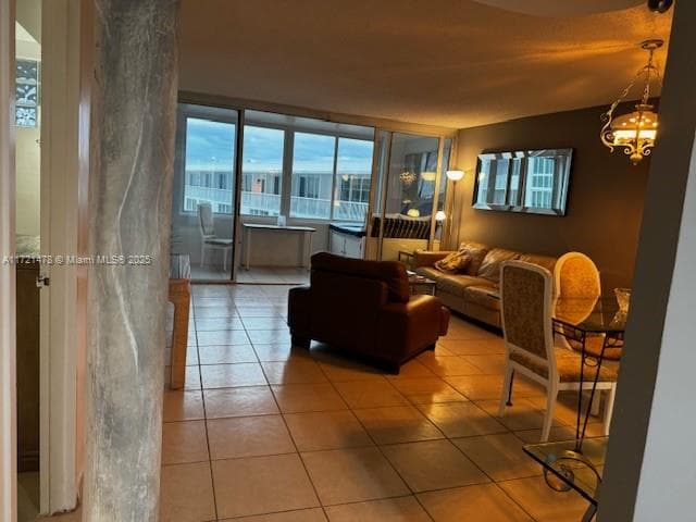 A11721478 — Miami Beach — 17