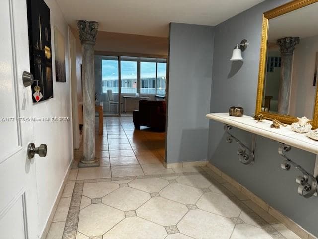 A11721478 — Miami Beach — 41