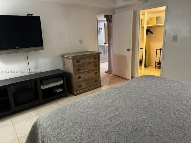 A11721478 — Miami Beach — 40