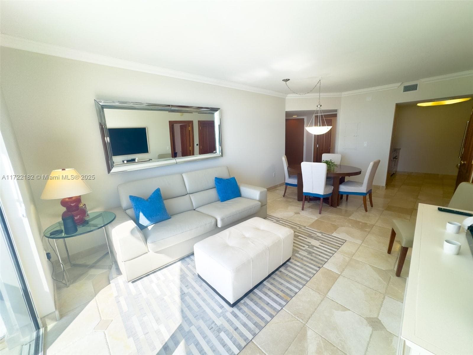 A11722182 — Miami Beach — 2