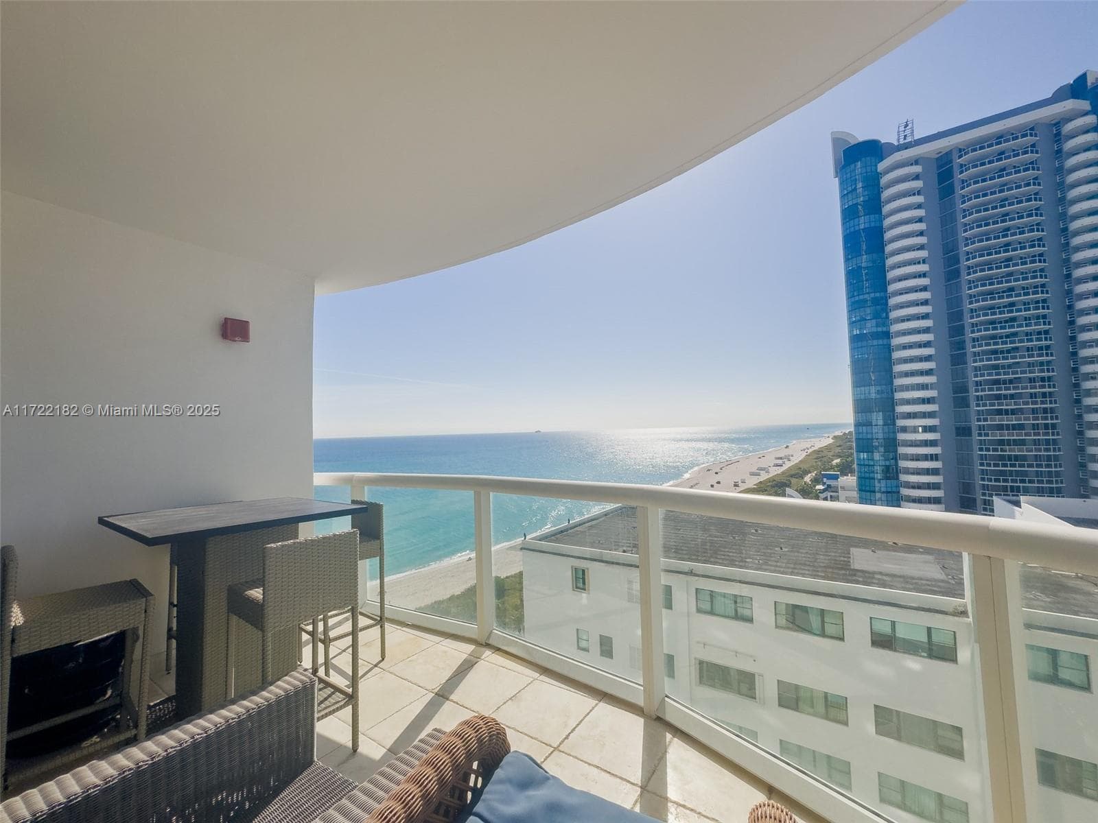 A11722182 — Miami Beach — 13