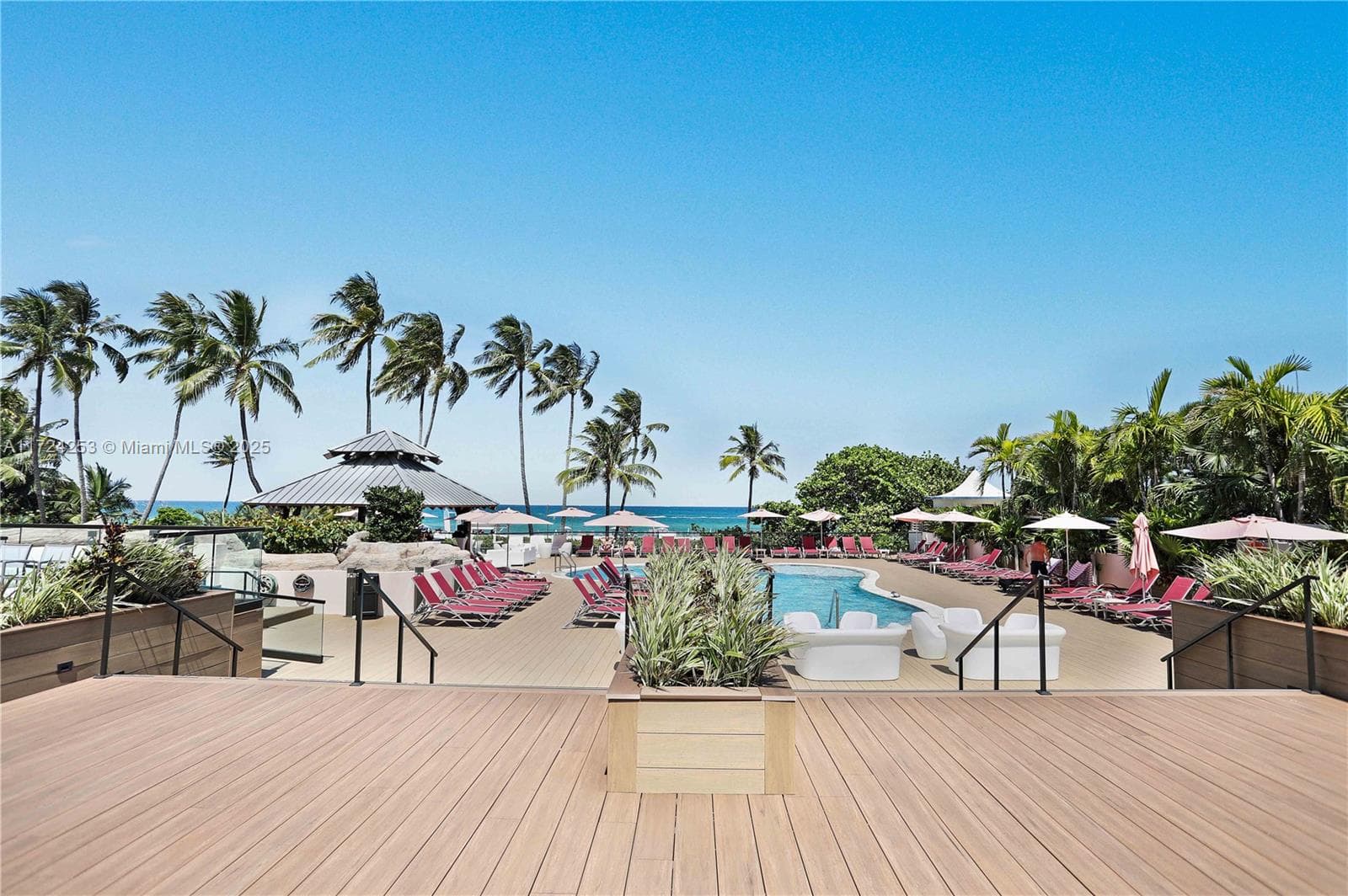 A11724253 — Miami Beach — 52