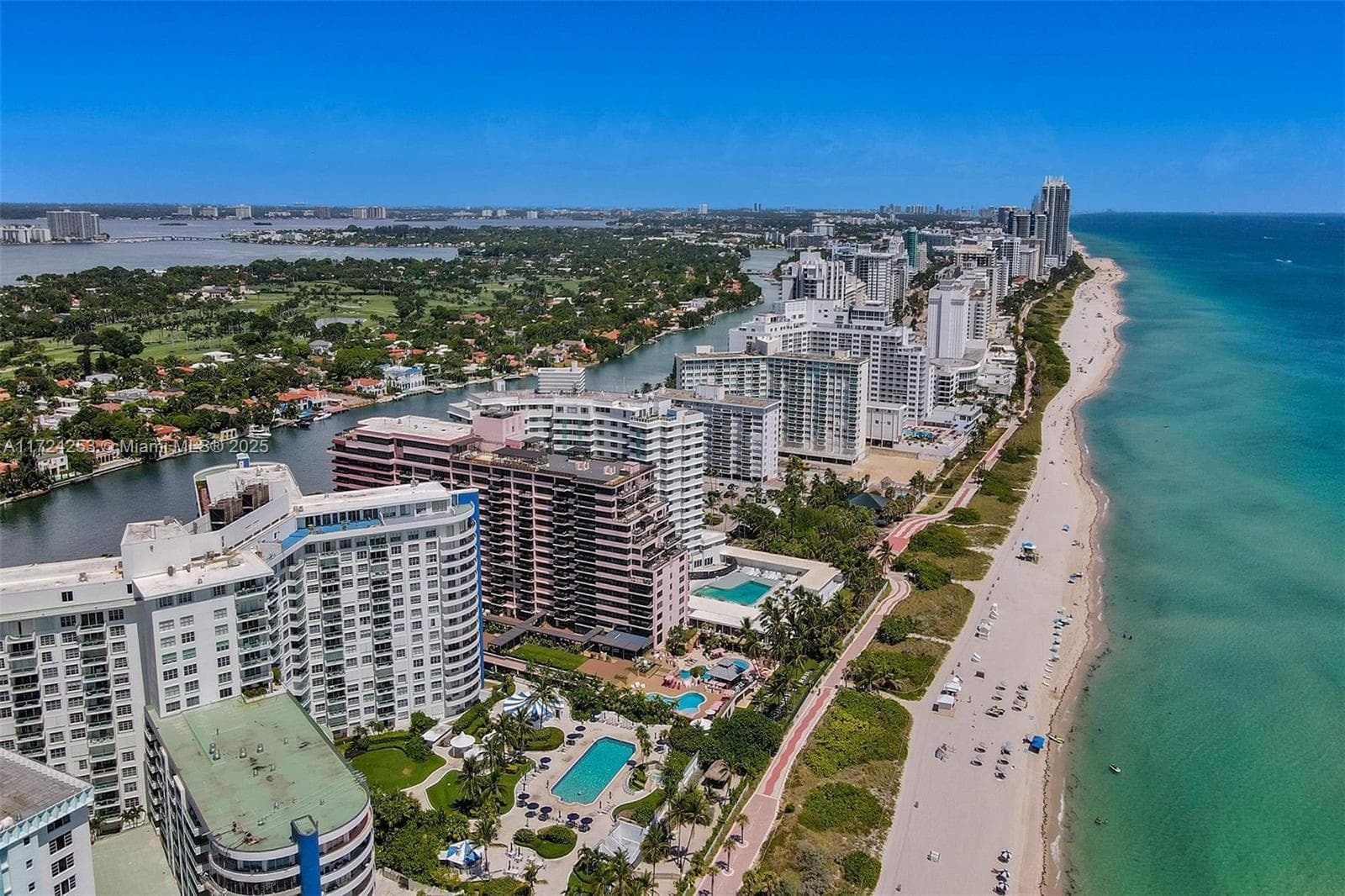 A11724253 — Miami Beach — 38