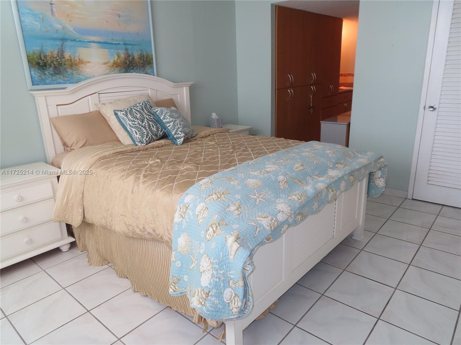A11725214 — Miami Beach — 38