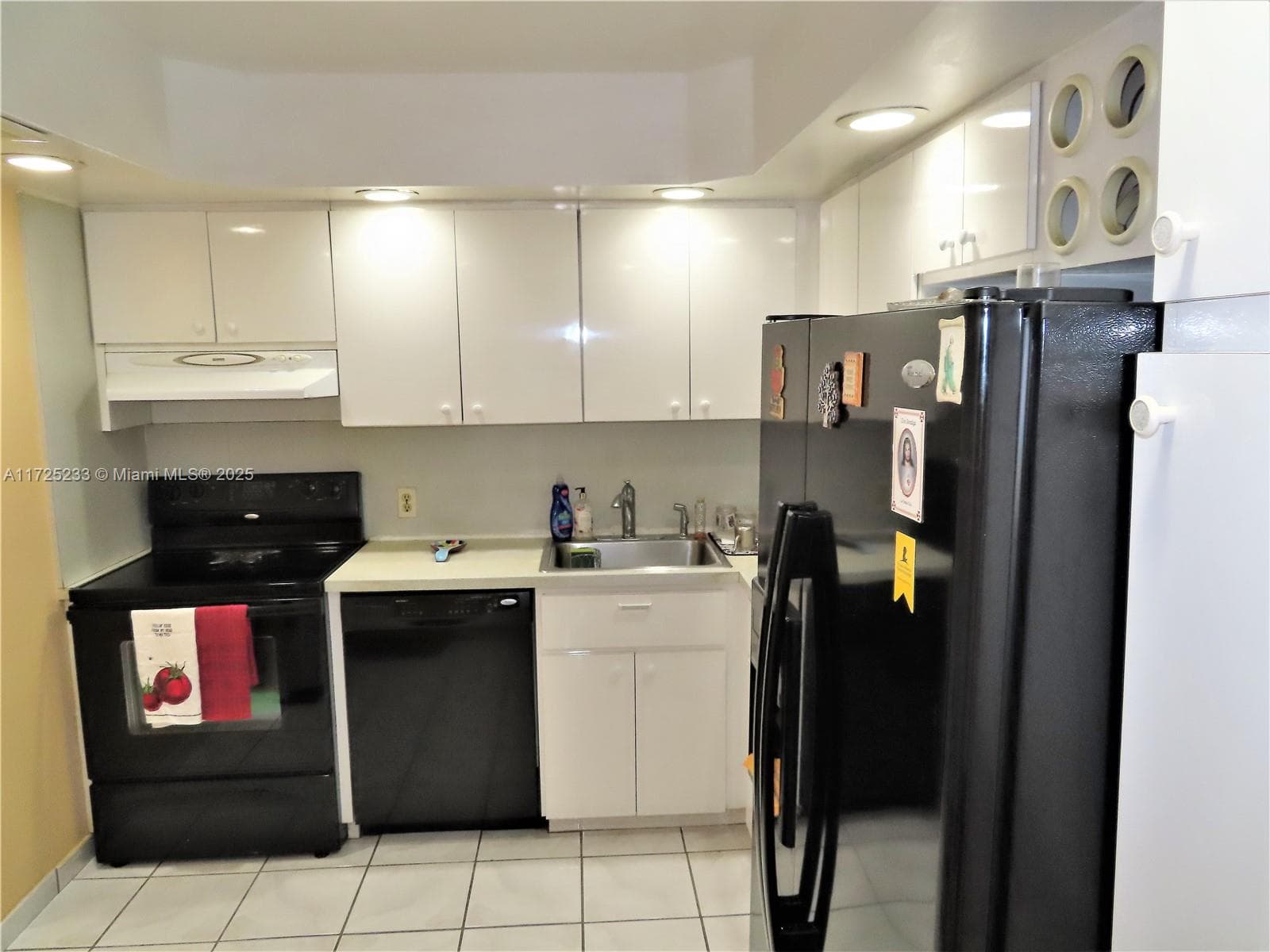 A11725233 — Miami Beach — 6