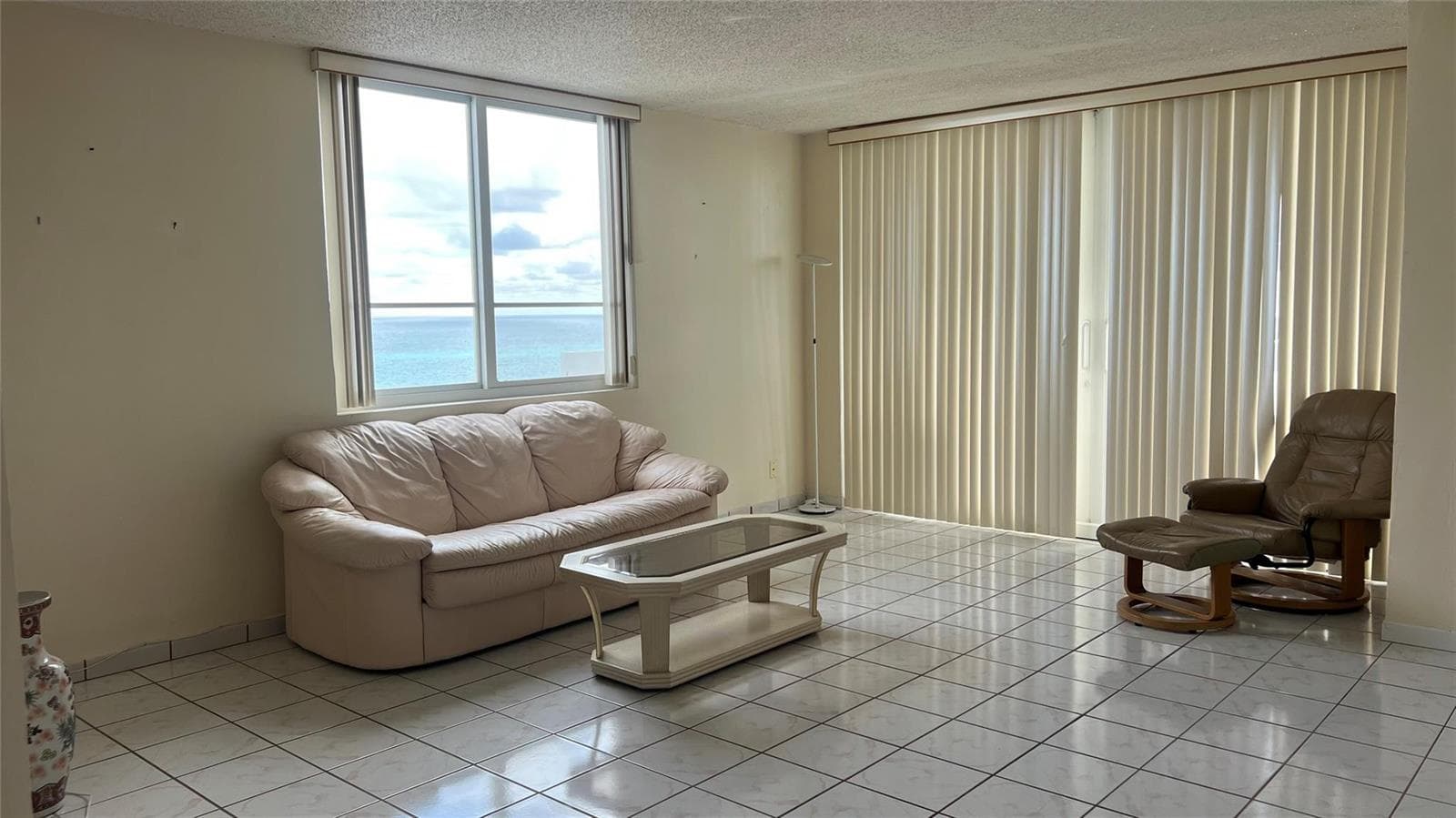 F10481037 — Miami Beach — 8