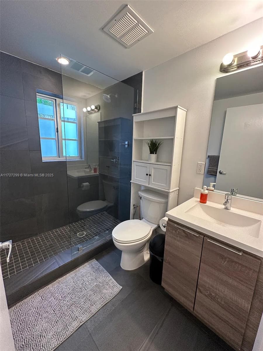 A11727299 — Miami Beach — 5