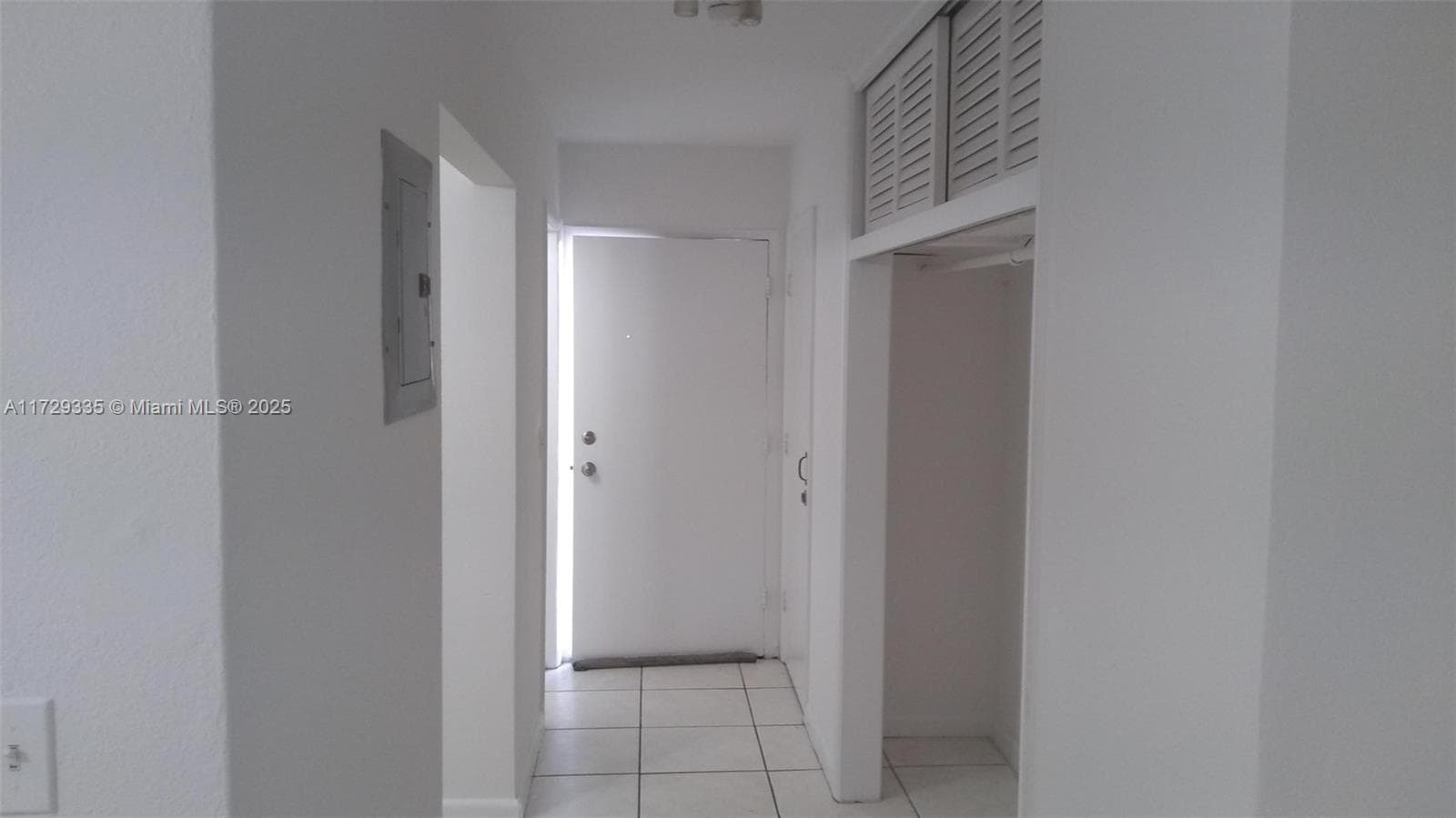 A11729335 — Miami Beach — 6