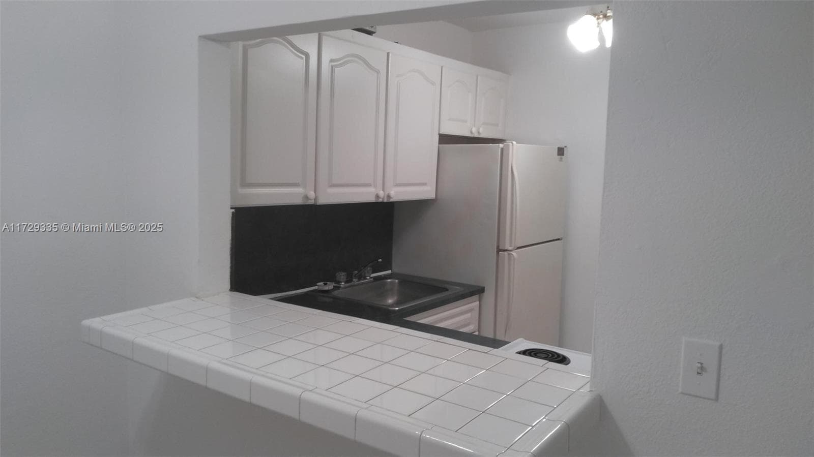 A11729335 — Miami Beach — 7