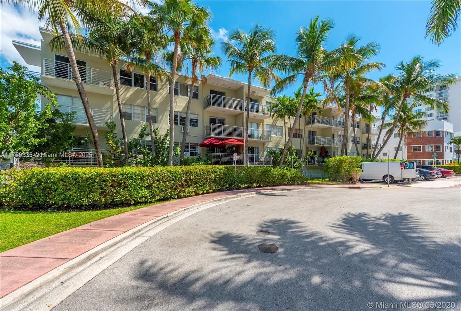 A11729335 — Miami Beach