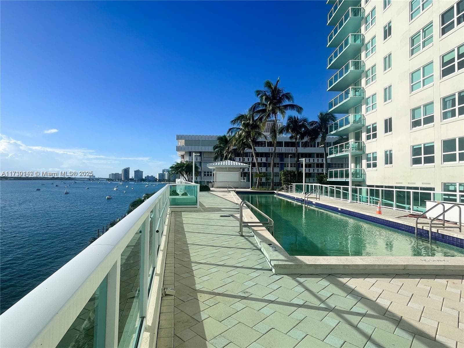 A11730149 — Miami Beach — 47