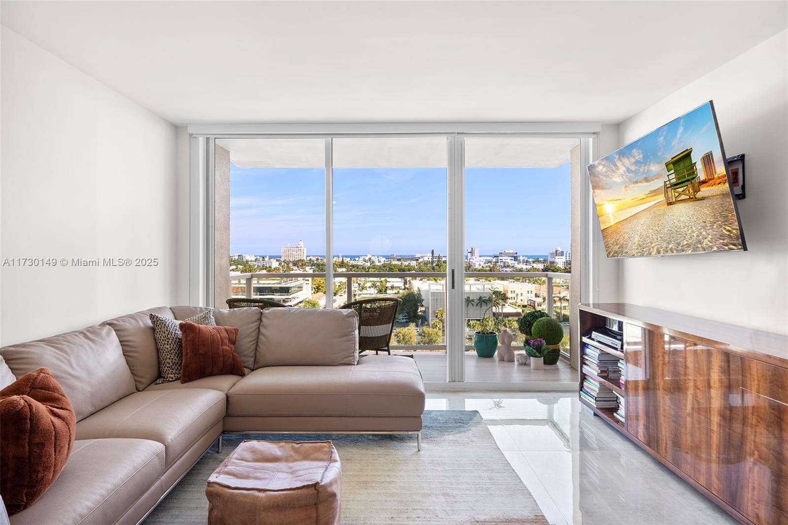 A11730149 — Miami Beach — 3