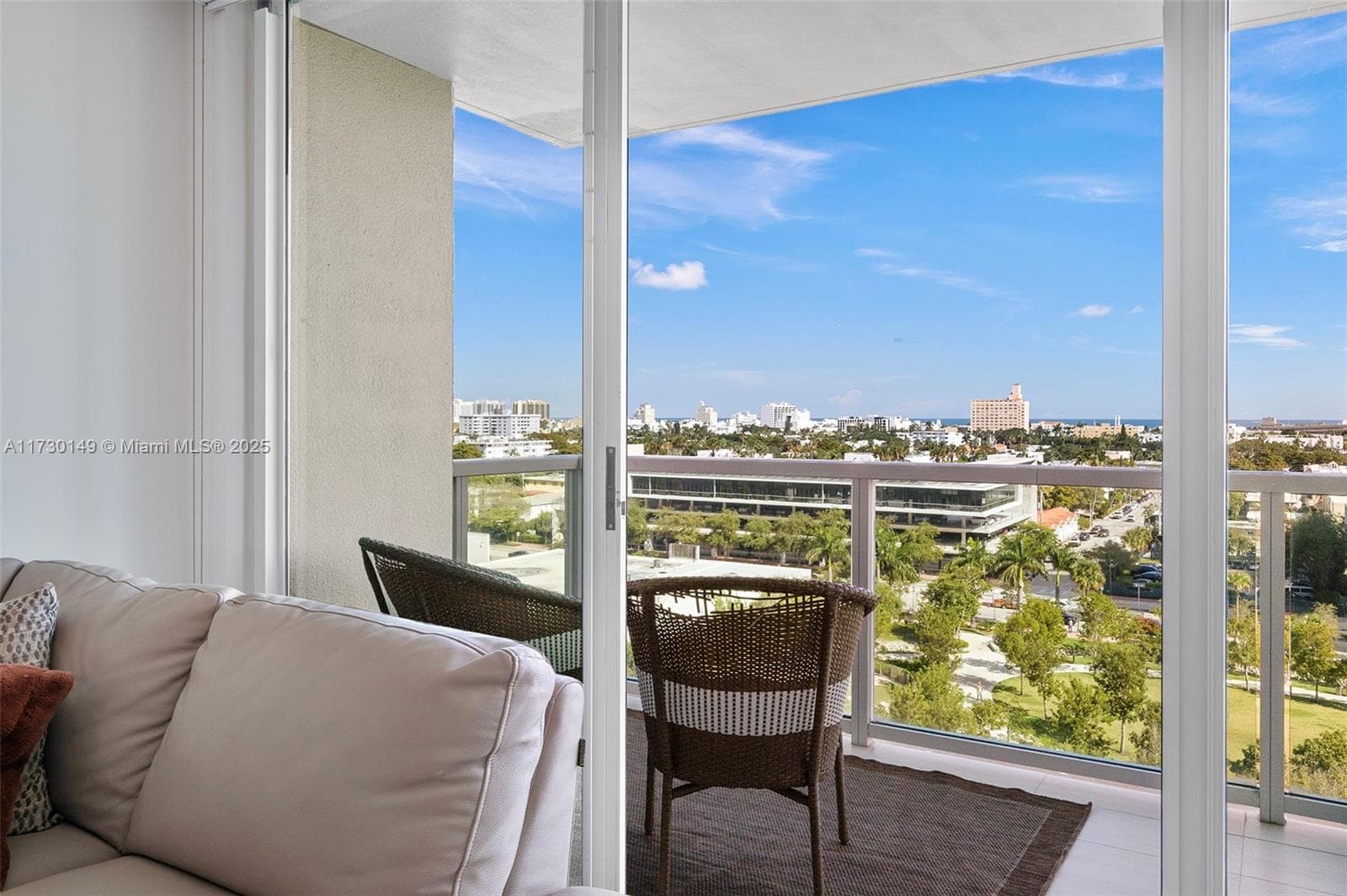 A11730149 — Miami Beach — 14