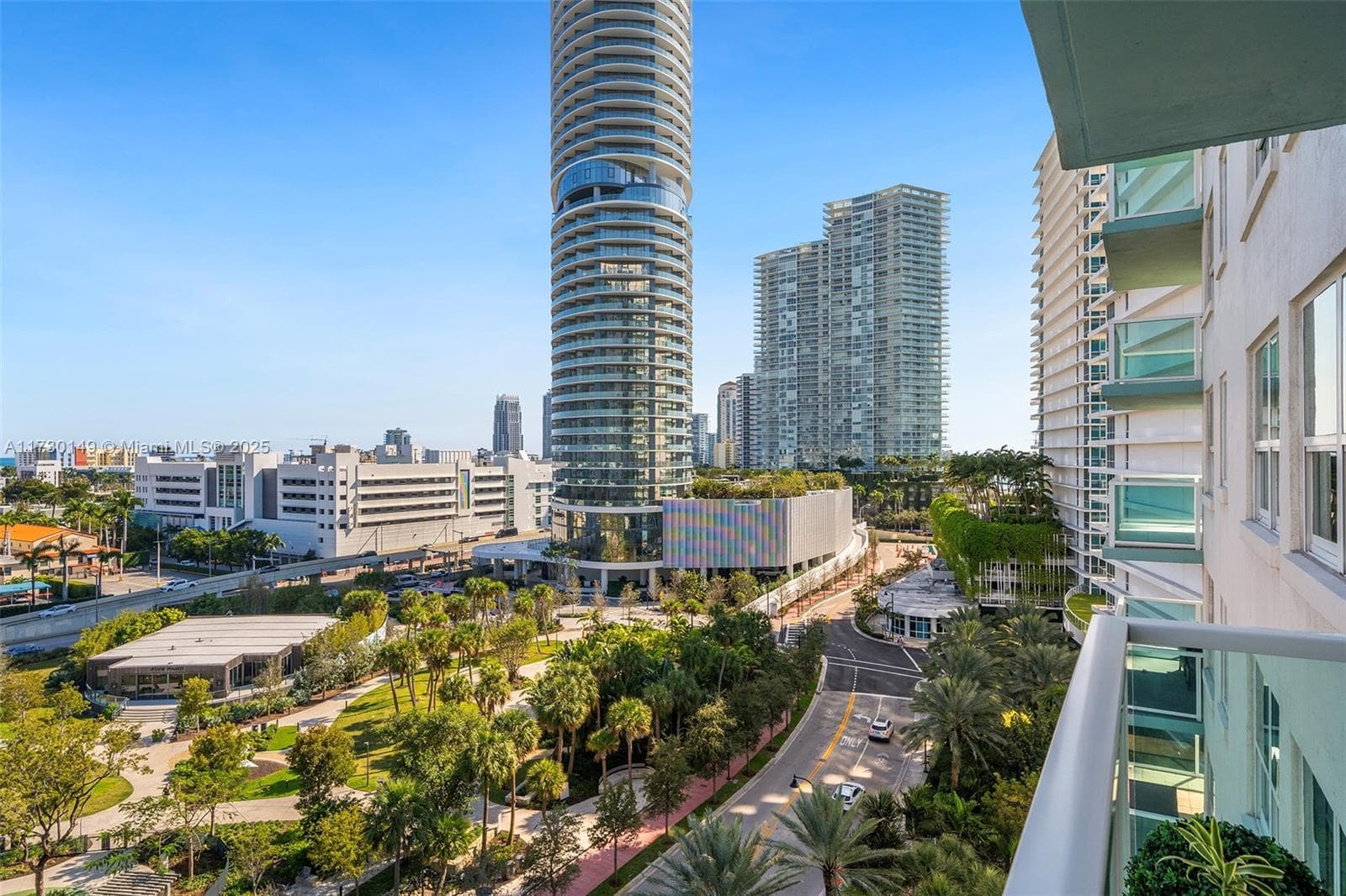 A11730149 — Miami Beach — 21