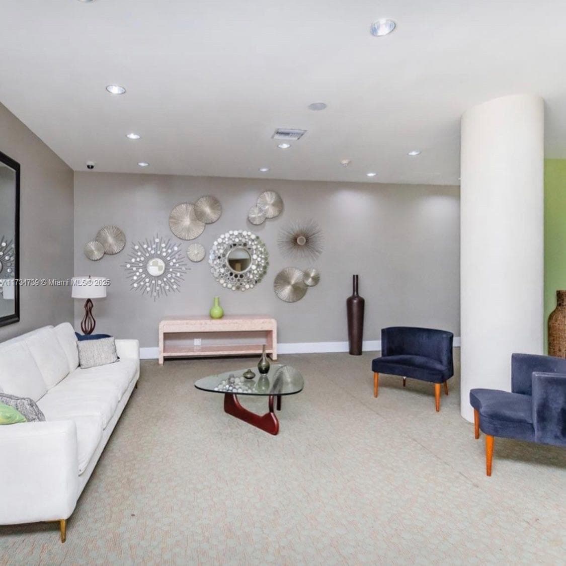 A11734739 — Miami Beach — 27