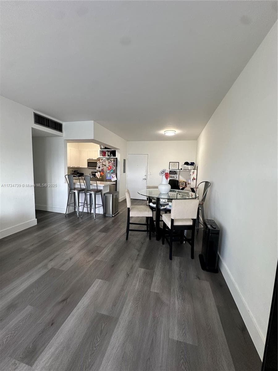 A11734739 — Miami Beach — 22