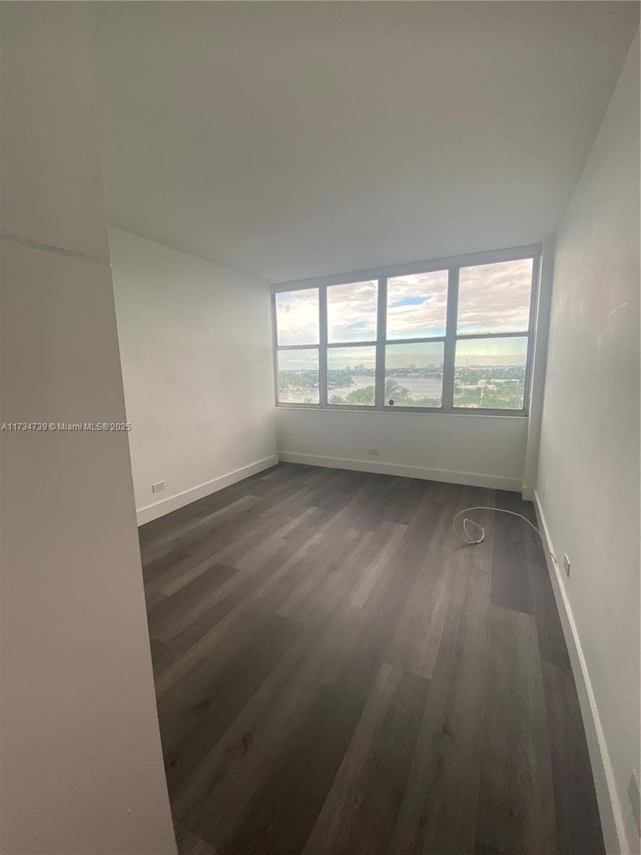 A11734739 — Miami Beach — 7