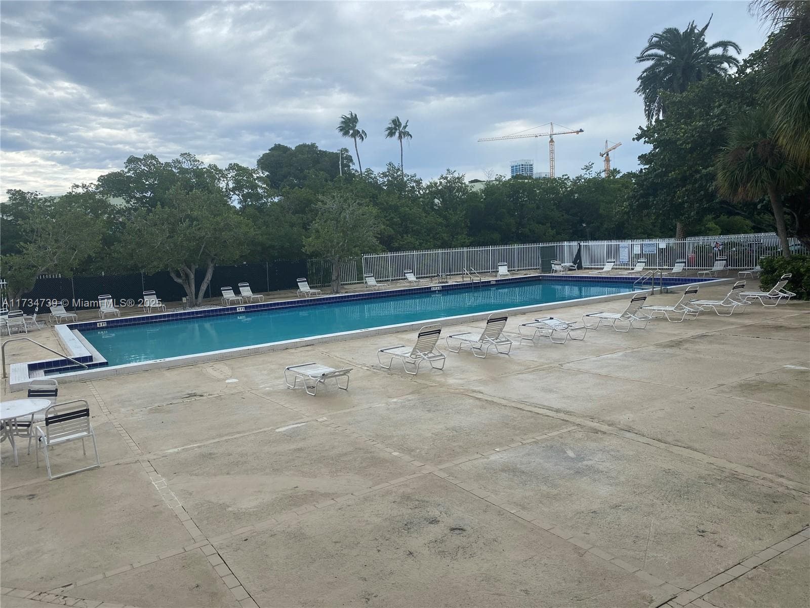 A11734739 — Miami Beach — 33