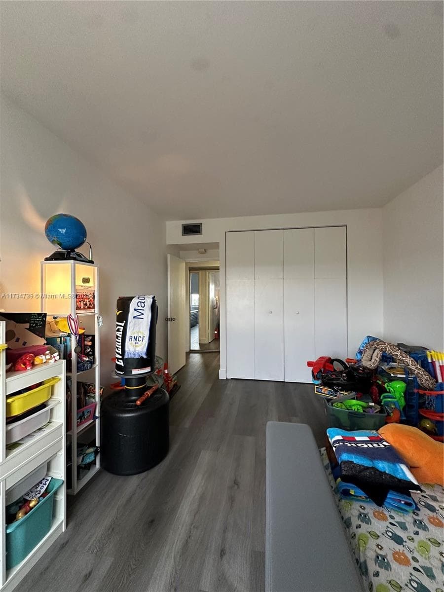 A11734739 — Miami Beach — 19