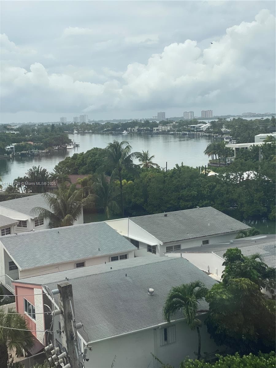 A11734739 — Miami Beach — 25