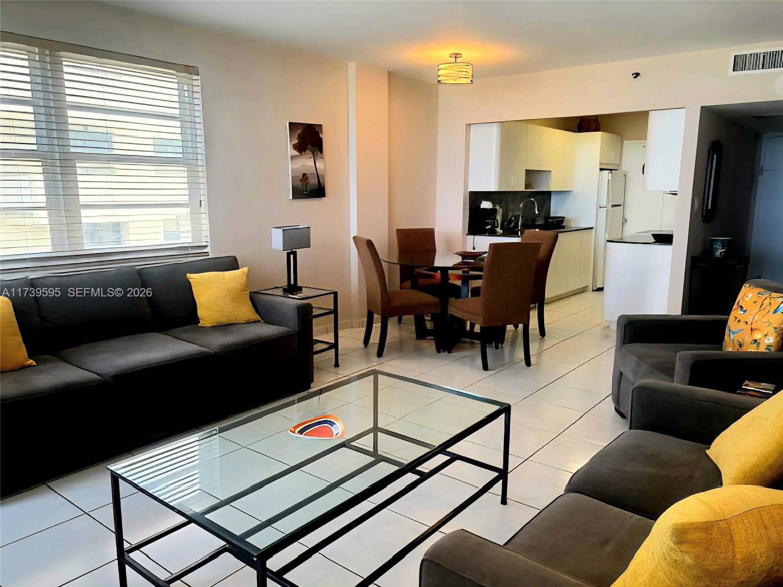 A11739595 — Miami Beach — 3