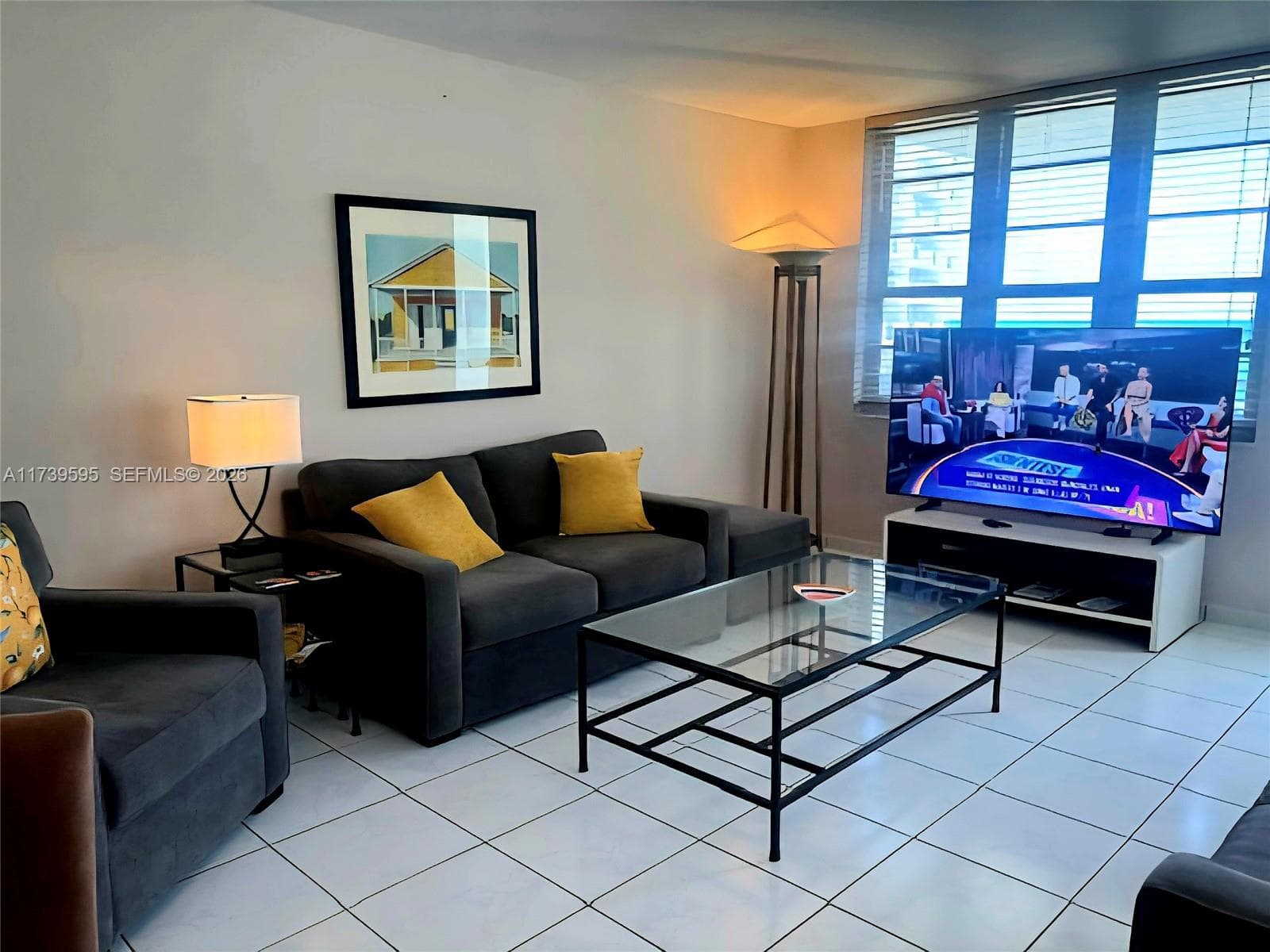A11739595 — Miami Beach