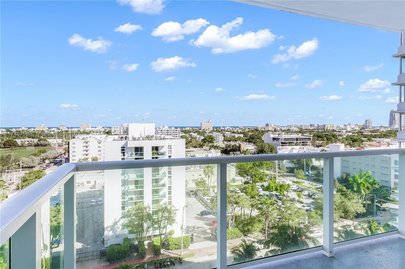 A11740756 — Miami Beach