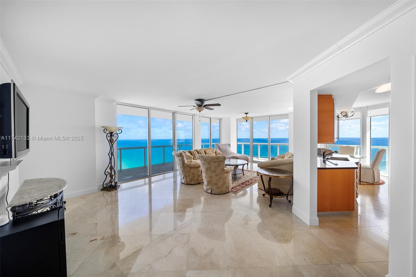 A11742133 — Miami Beach — 6
