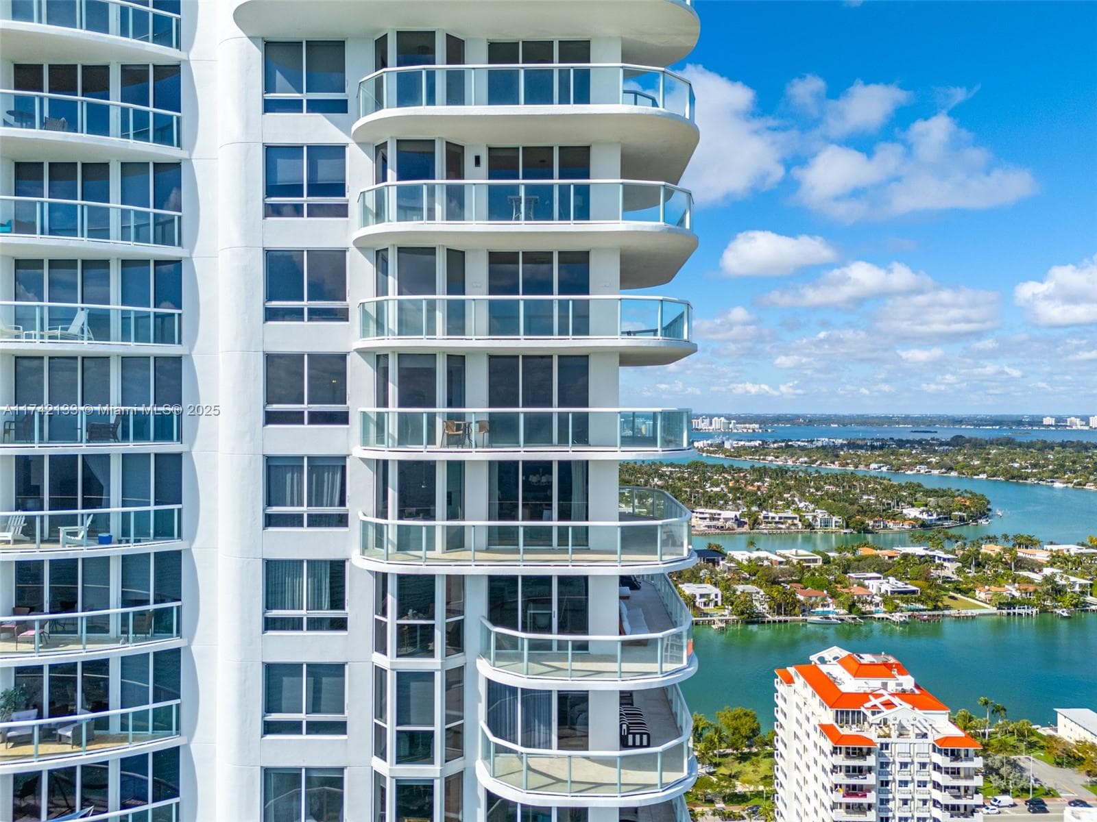 A11742133 — Miami Beach — 22