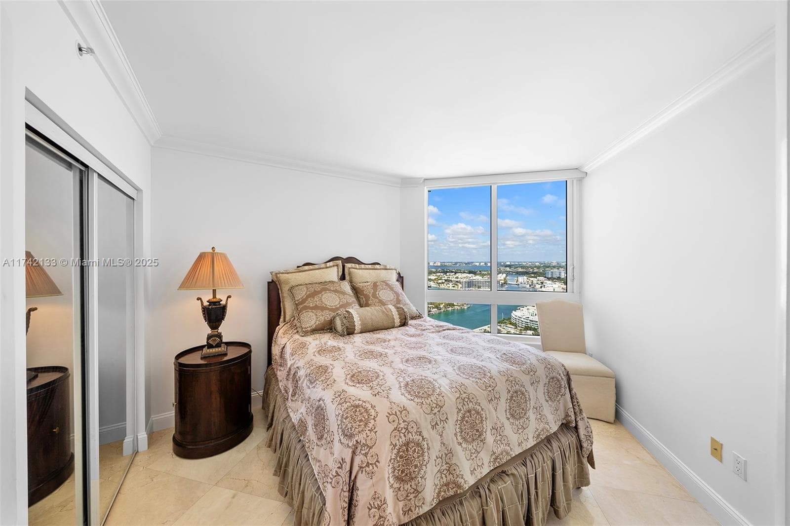 A11742133 — Miami Beach — 21